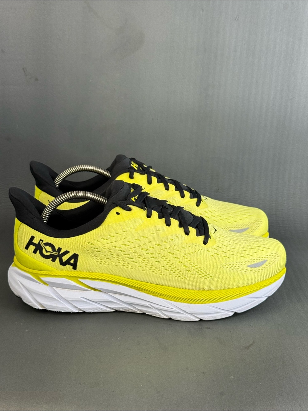 Hoka One One Clifton 8 running athletic sneaker shoes men’s size 10.5